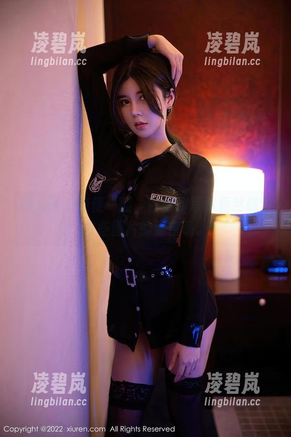 秀人网 - 随便一翻，白甜的写真竟然藏着好些图片的秘密呢。