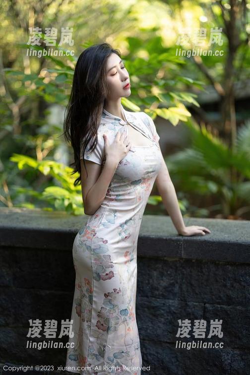 秀人网 - 有种气场：全套女王上线，赤间菀枫的图片带感