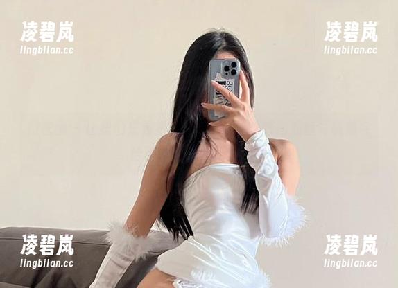 微密圈 - 让我们来看看，纪念小小v的旗袍油丝写真集会给咱们带来啥新资源？