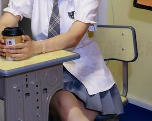 绮梦摄影 – 这是秋月的反叛：无修无水印版让你停留在此刻