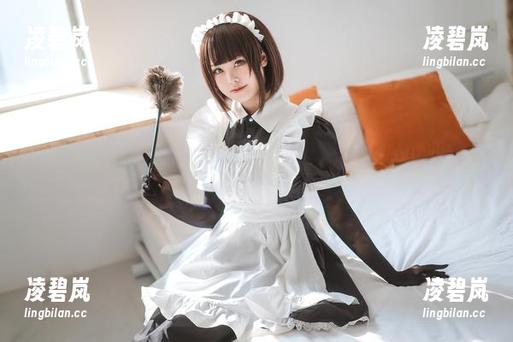 在线独家，蜜汁猫裘变身厨娘，谁还能不被她俘获？