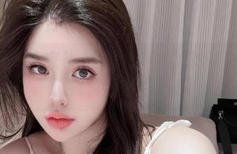 微密圈 – 大家快上线！阿色的御姐红色蕾丝丁裤资源等你来！