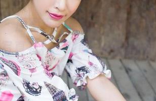 魅妍社 – 原图直击灵魂，Abby李雅的“女友”写真有种“哎呀，不想碰却又想看”的魔力！