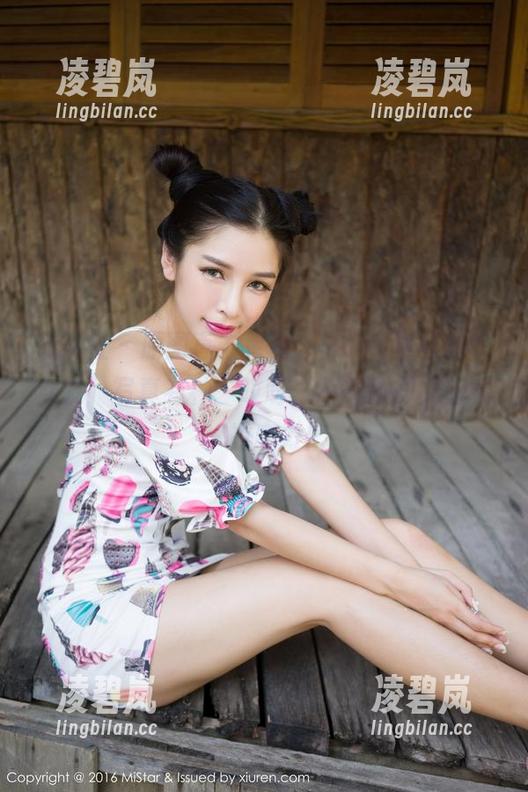 魅妍社 - 原图直击灵魂，Abby李雅的“女友”写真有种“哎呀，不想碰却又想看”的魔力！