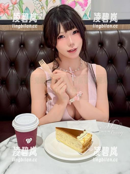 黏黏团子兔的私房风，短裤事故现场的图，自带喜感！